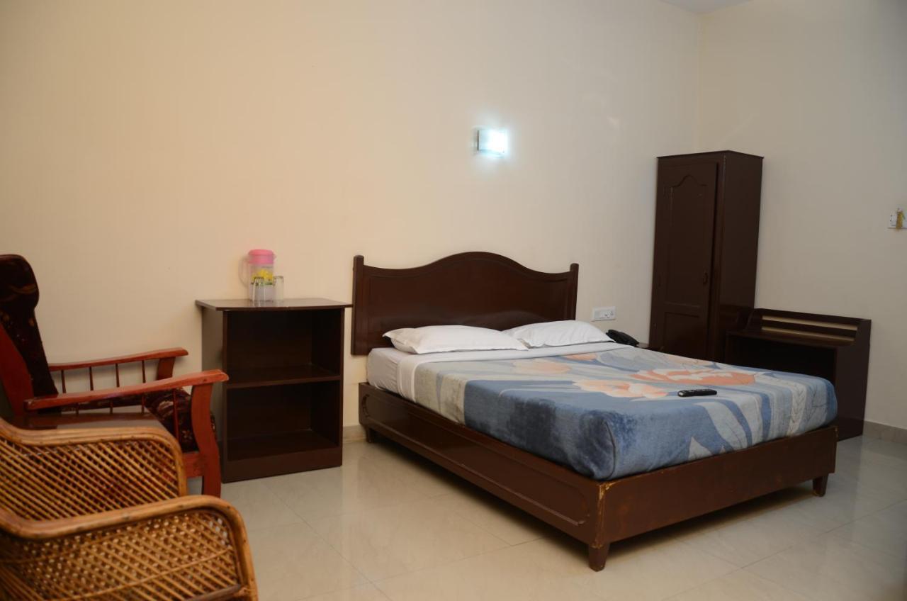 Jays Inn Munnar Exterior photo