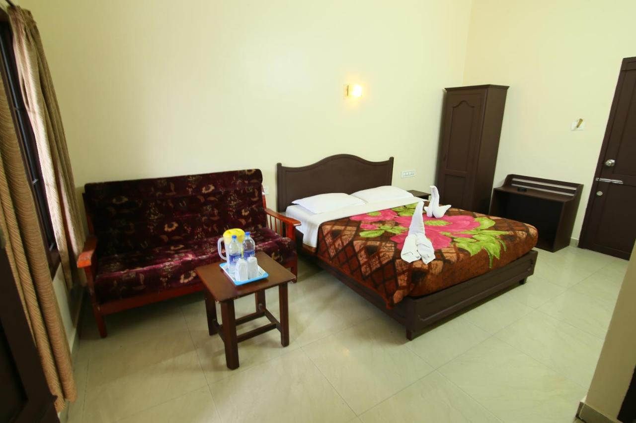 Jays Inn Munnar Exterior photo
